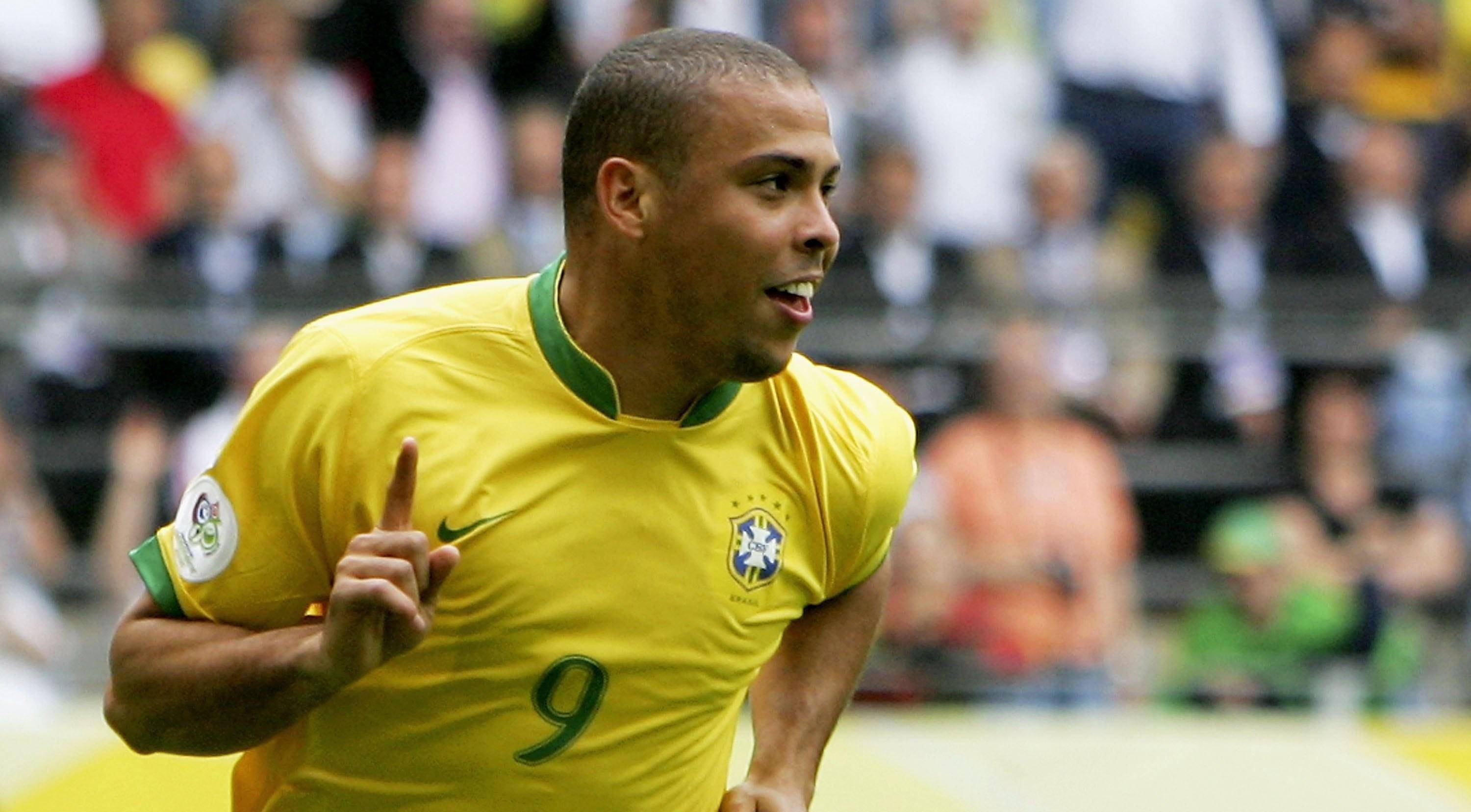 不仅仅是进球!罗纳尔多那些精妙绝伦的传球,同样是世界级!