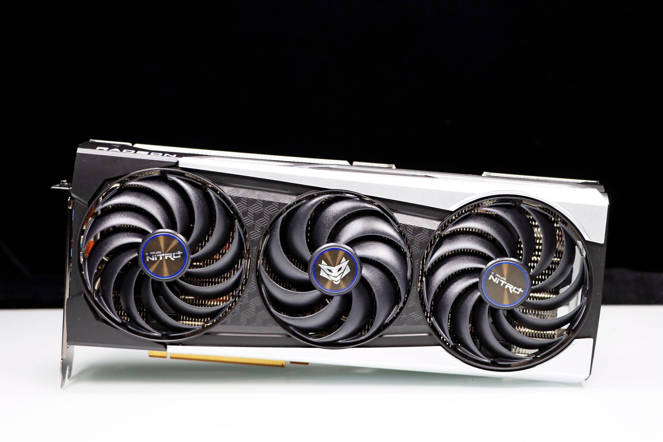 r5 7600   x670e 吹雪搭台,5 款显卡实测《生化危机4:重置版》_游戏