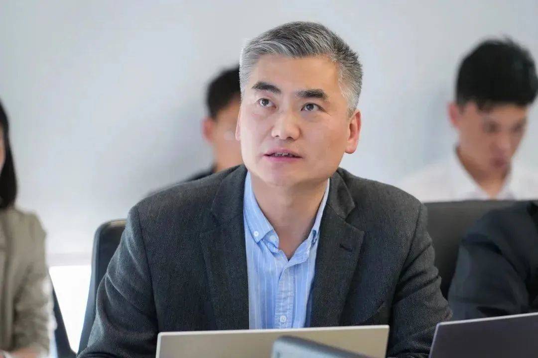 中国政法大学法学院蔡乐渭教授蔡乐渭教授以"中国农村集体土地征收