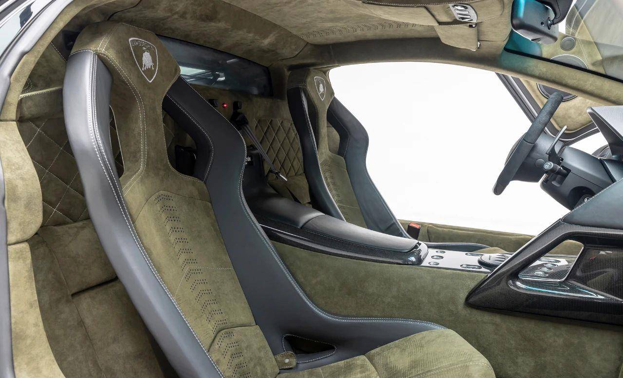 兰博基尼reventon限量版再次现身市场!_搜狐汽车_搜狐网