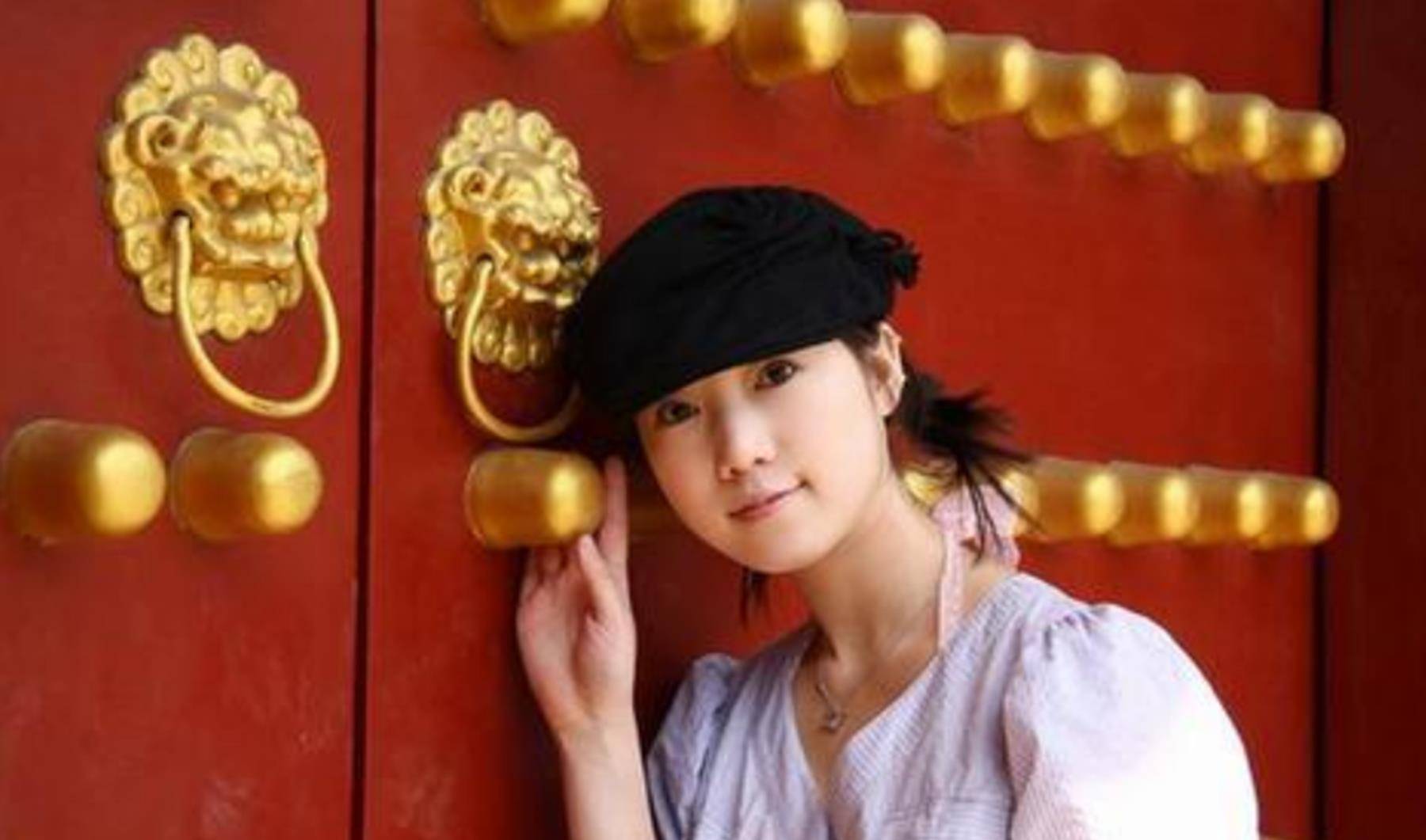 原创"人体模特"张筱雨,一天被搜索93万次:我只是将美丽展示出来_争议