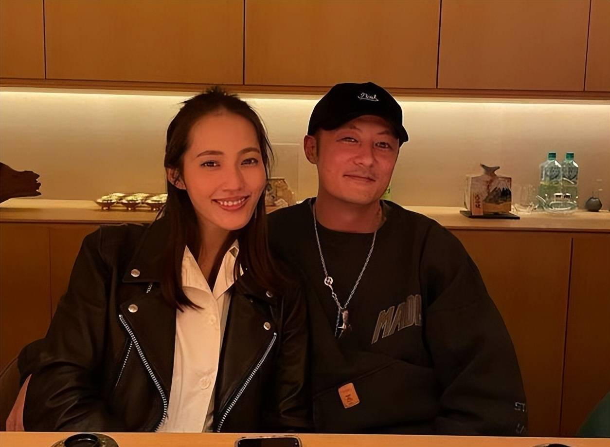 余文乐被曝贱卖房产套现，婚后三年没戏拍，妻子黑历史扒不完_王棠_台湾_李宗瑞