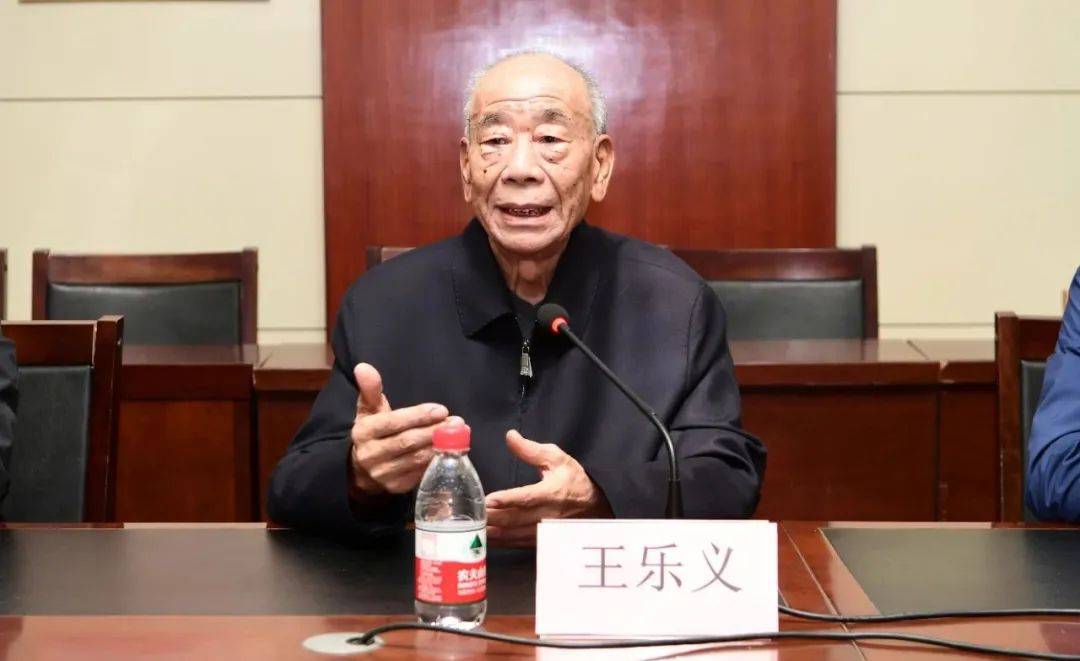 三元朱村党支部书记王乐义表示,农业技术的传播可以有效促进农业产业