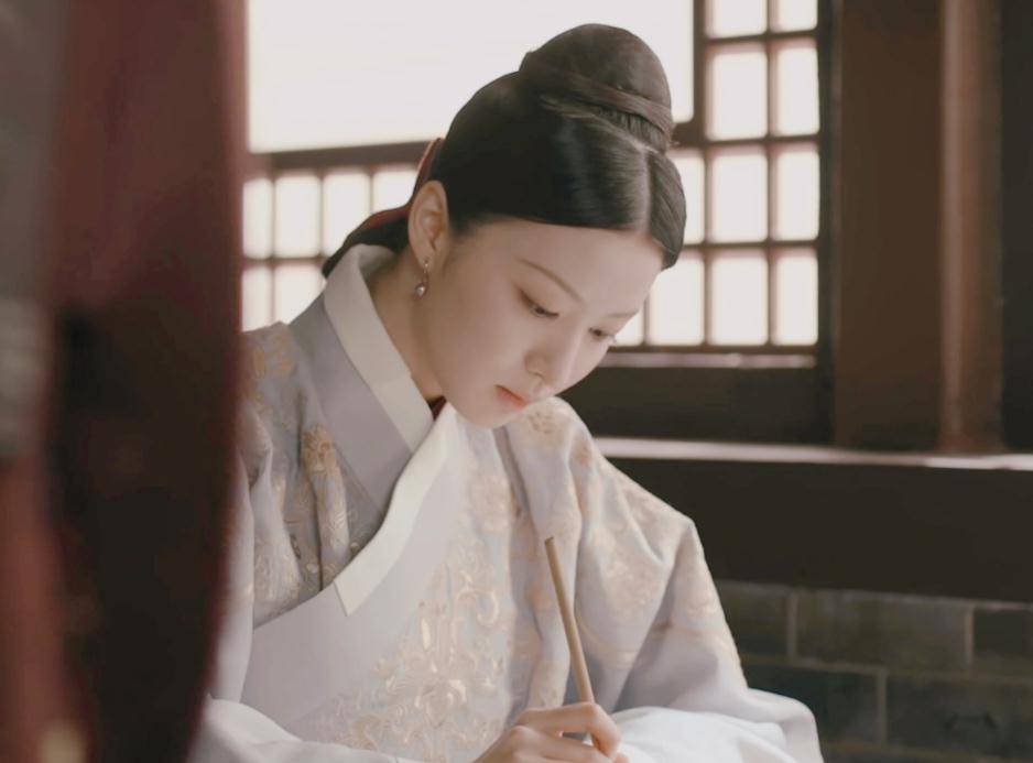 王楚然颜值在线,48岁"晴格格"气质真绝_观众_于正_王艳