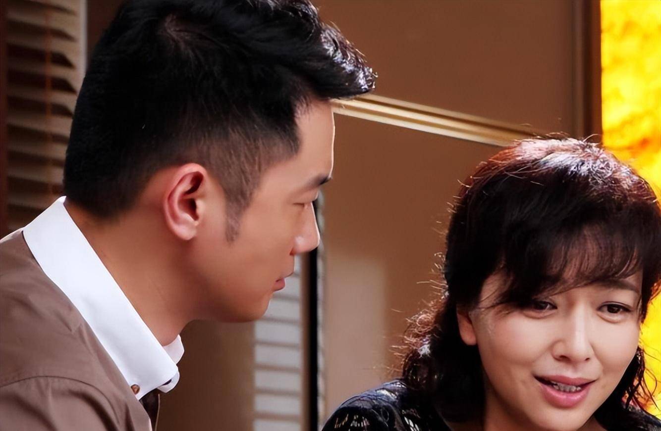 高曙光与江珊离婚20年:他52岁再做父亲,她带女儿嫁田小洁获幸福_婚姻