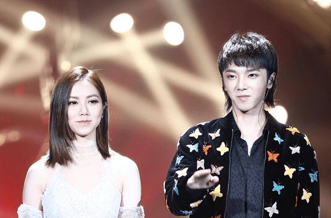 曝华晨宇将担任好声音导师,前任邓紫棋也在受邀名单,好一出大戏_网友