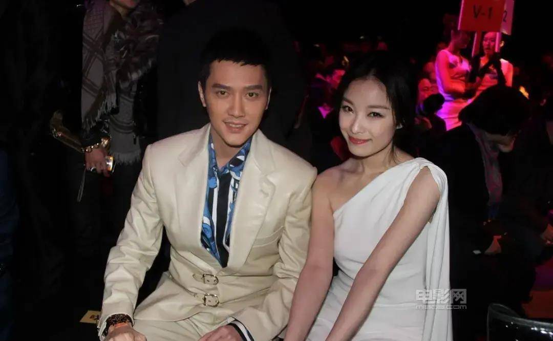 大家都知道冯绍峰演过很多作品,而大家印象最深的就是他丰富的情史.