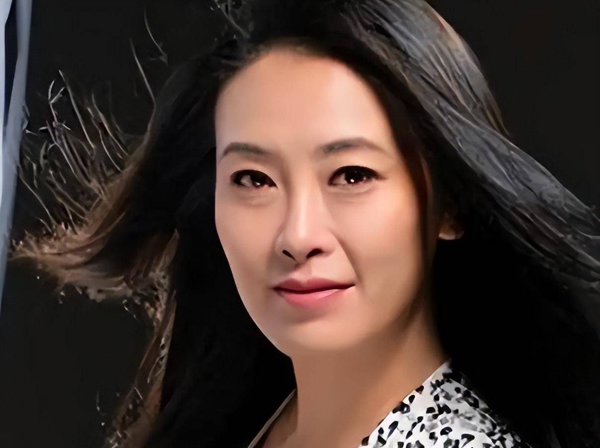 贾妮:申军谊为她分手,恋爱8年未果,转身嫁给申军谊的朋友_谢晓辛_选择