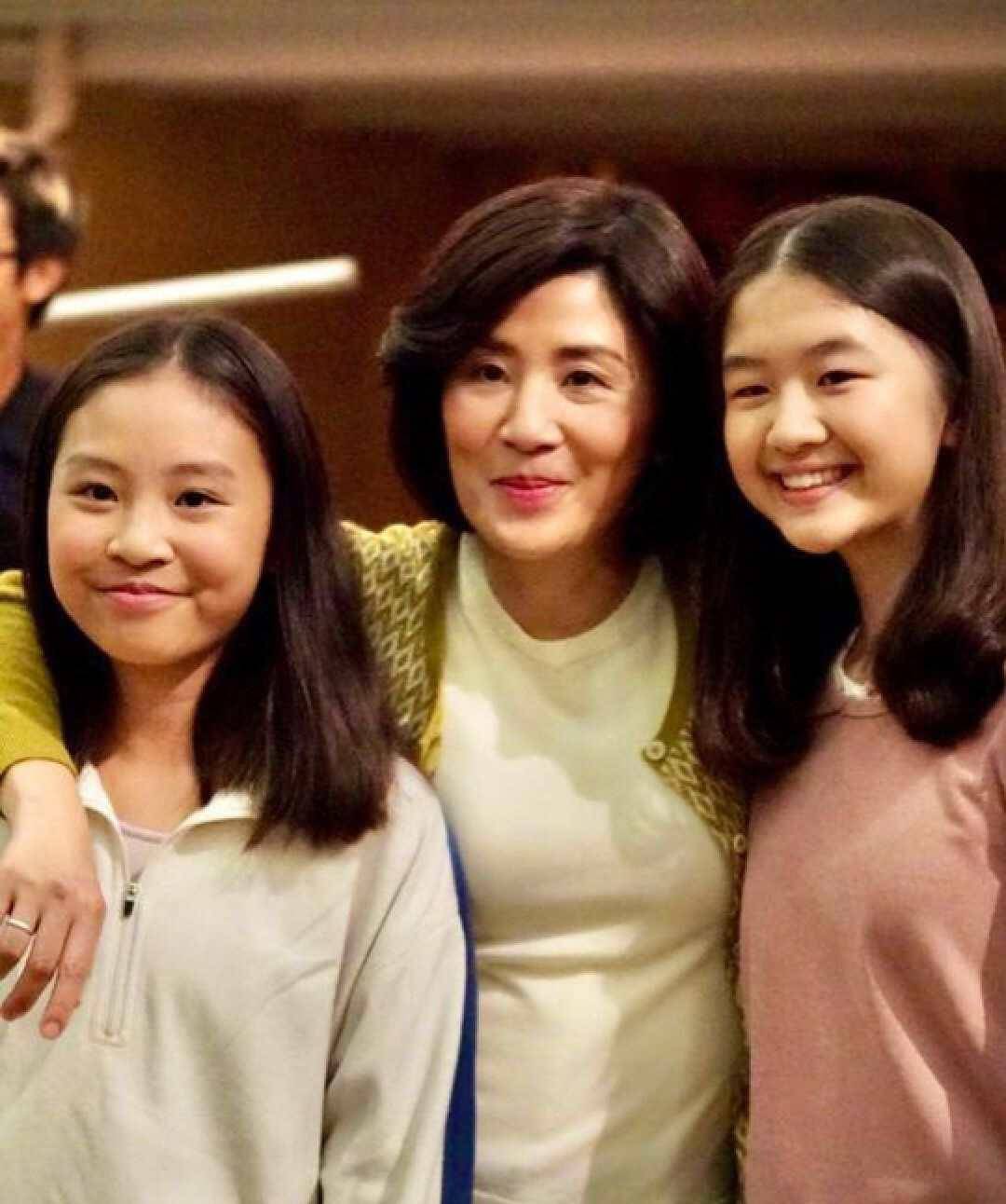 17岁女儿长得太陈可辛,打算进军娱乐圈_陈是知_表演_蛋糕