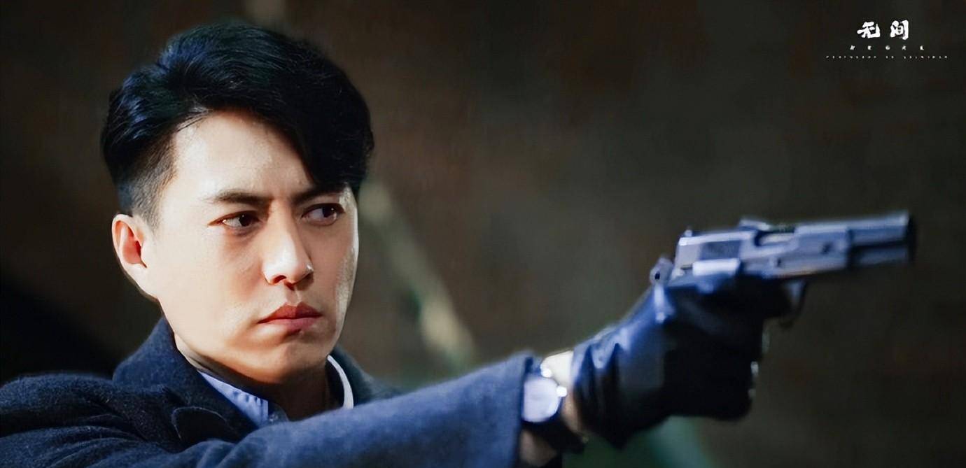 《无间》开播"差评",靳东"教科书式"演技让观众"傻眼"_表演_电椅_表情
