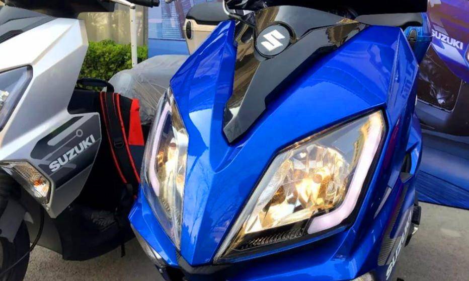 不到1万元,铃木uu125的升级版来,外观更漂亮,还带脚启动_搜狐汽车