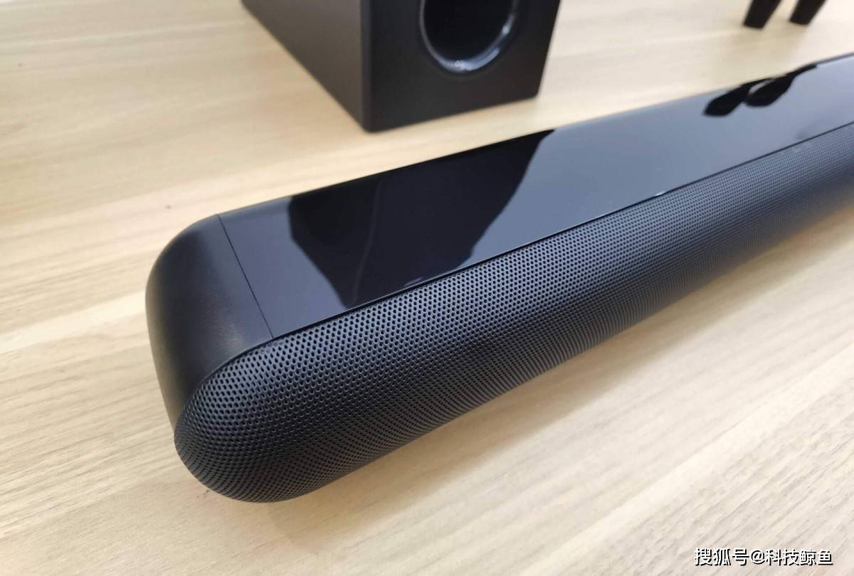 这回ktv估计得倒闭了,自带ktv功能的音响,jbl ktv 350回音壁体验_电视