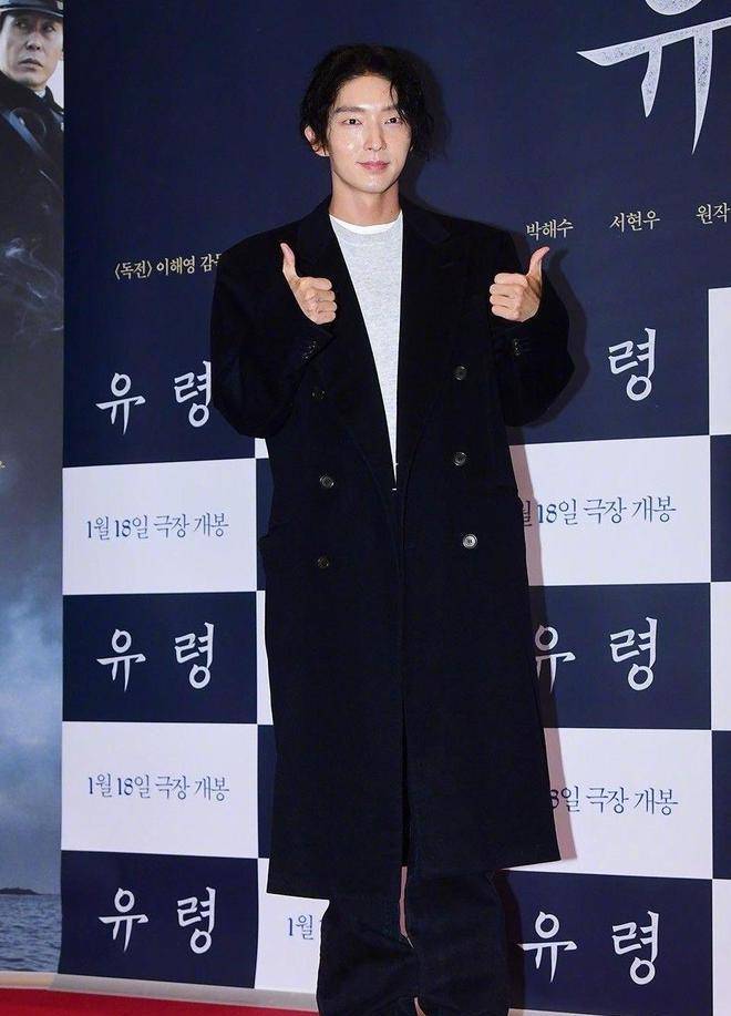 李准基近况曝光,漂亮长发新造型引发热议!