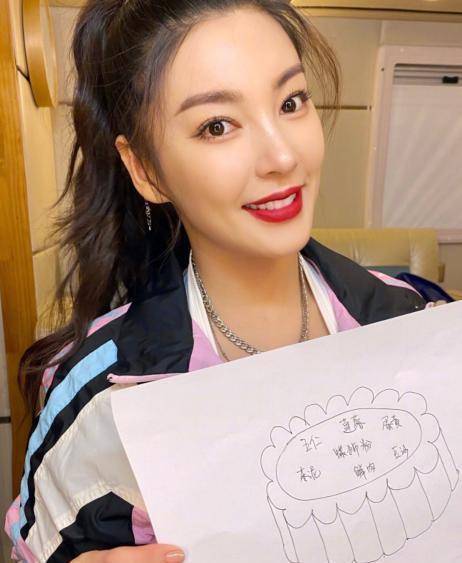 《浪姐》团综正式开录,徐峥加盟带队出发,宁静郁可唯依旧抱团!