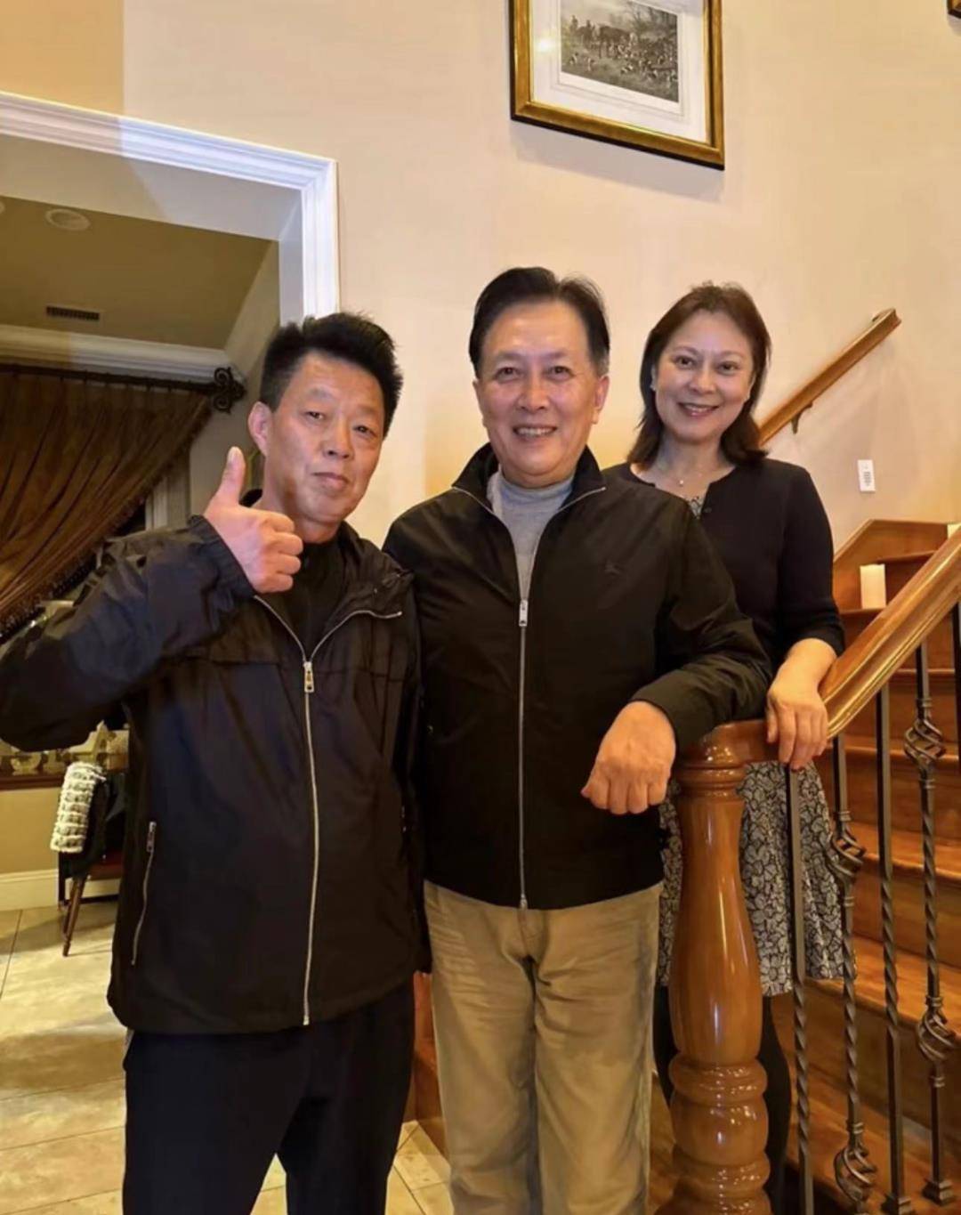 唐国强的女儿唐亮:生母悲情早逝,她在泪水中理解父亲和继母_孙涛_父母