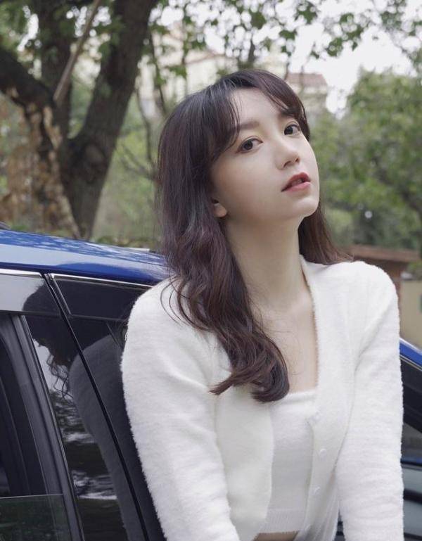 "网红"梅桢获聘华东政法大学教师,被质疑不配,本人