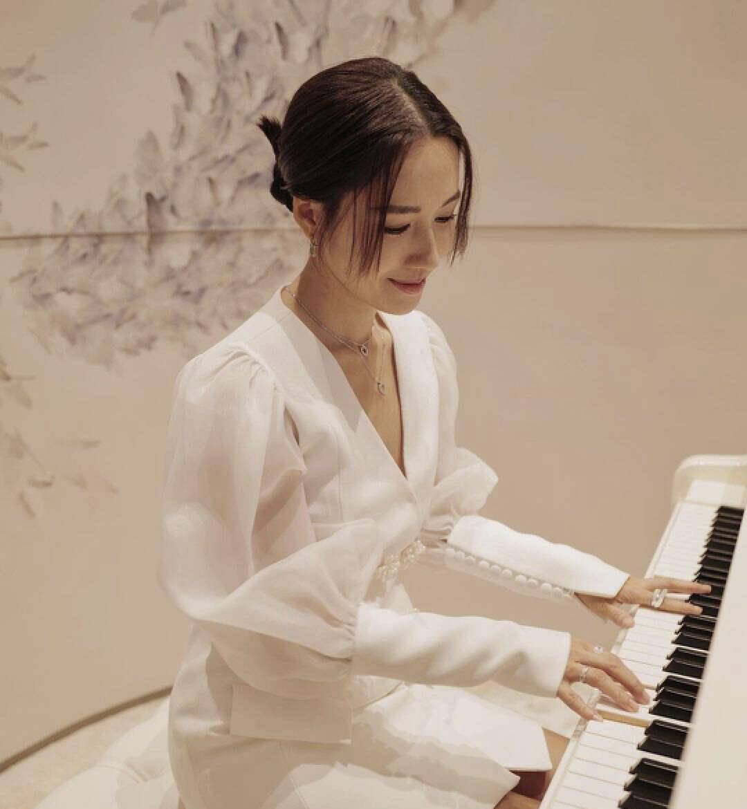 认投资有道,新剧与马国明再组cp_李施_进行_钢琴