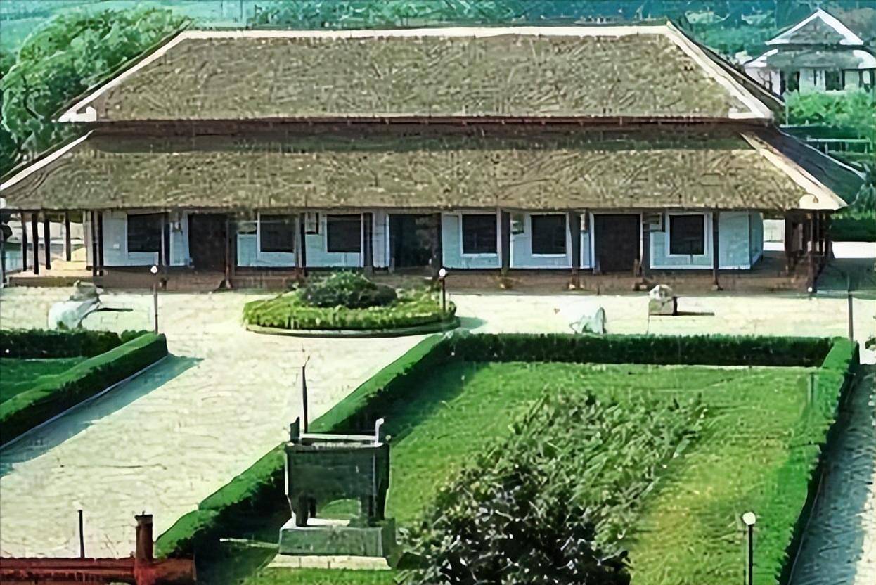 如今还留有商朝皇家园林淇园与三海子,鹿台等历史遗迹,展示着曾经的