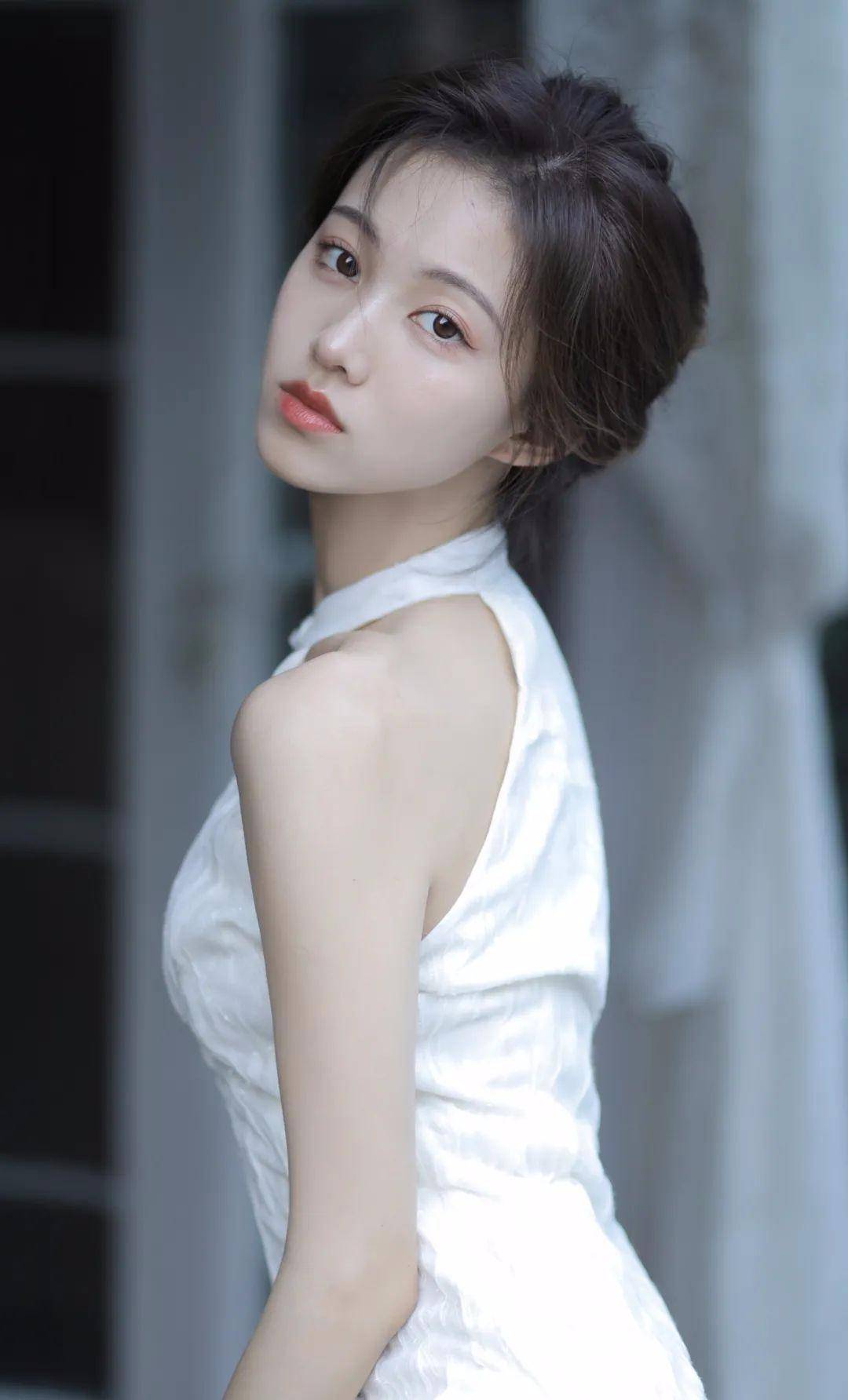 杨茗茗 杨茗茗的写真图集,笑容让人心动!曾经惊艳的她,为何从电视辞职_体育_平台_妈妈