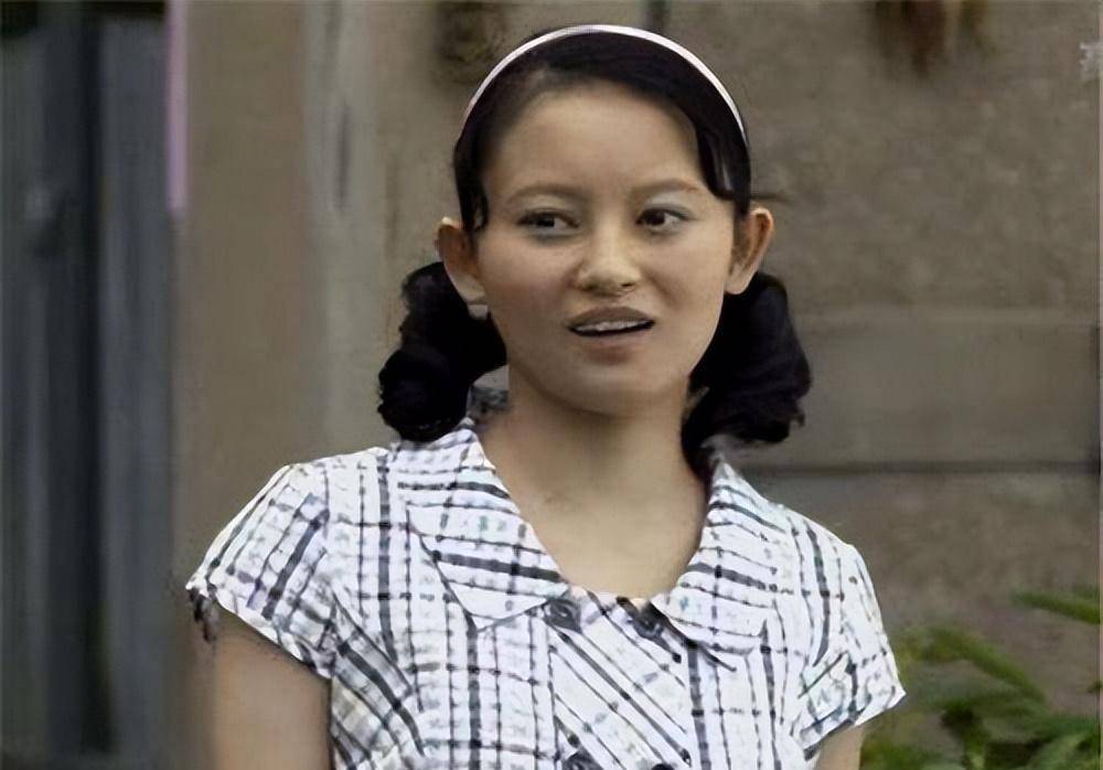 她是巩俐替身,她是陈红侄女,长相平平却屡演大片_陈旭_白红梅_角色