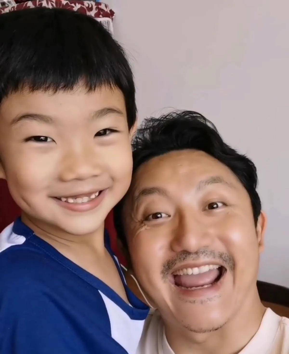 涂松岩:娶圈外妻子宋晓晓,为爱息影,如今他还好吗?_朋友_妈妈_衣服