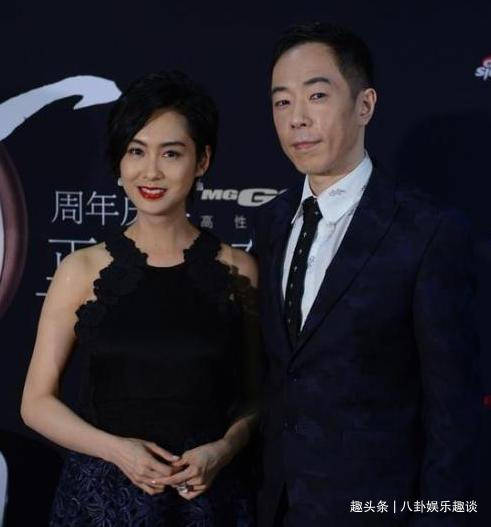 庆生后,第天又撒一波狗粮,分享了一段秀恩爱视频_黄贯中_因为_老婆