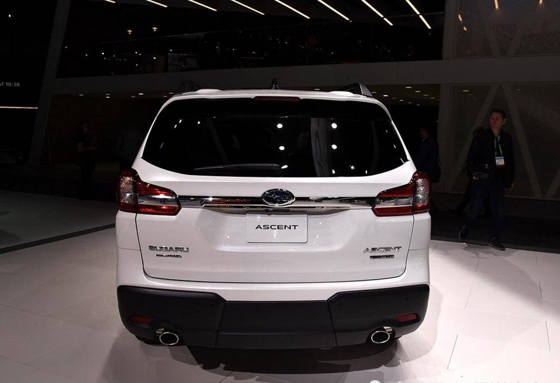 在发动机参数上,斯巴鲁ascent高达3