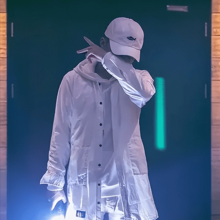 pgone复出被封号,发文回应我的音乐又没做错什么,恳求放过_李小璐