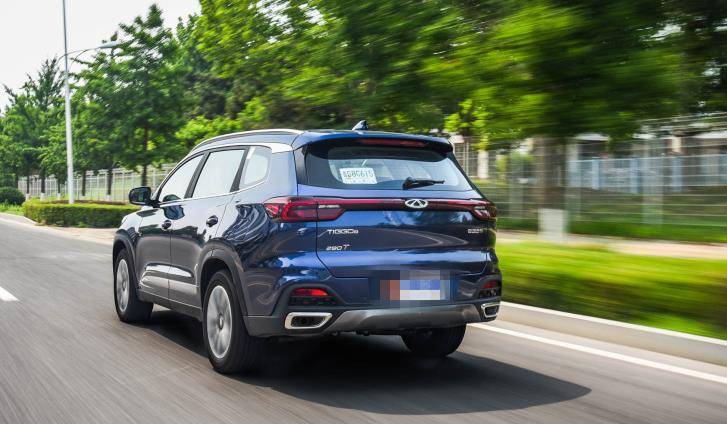 以吉利,长城,奇瑞,长安为代表的诸多国产自主品牌展开了激烈的角逐