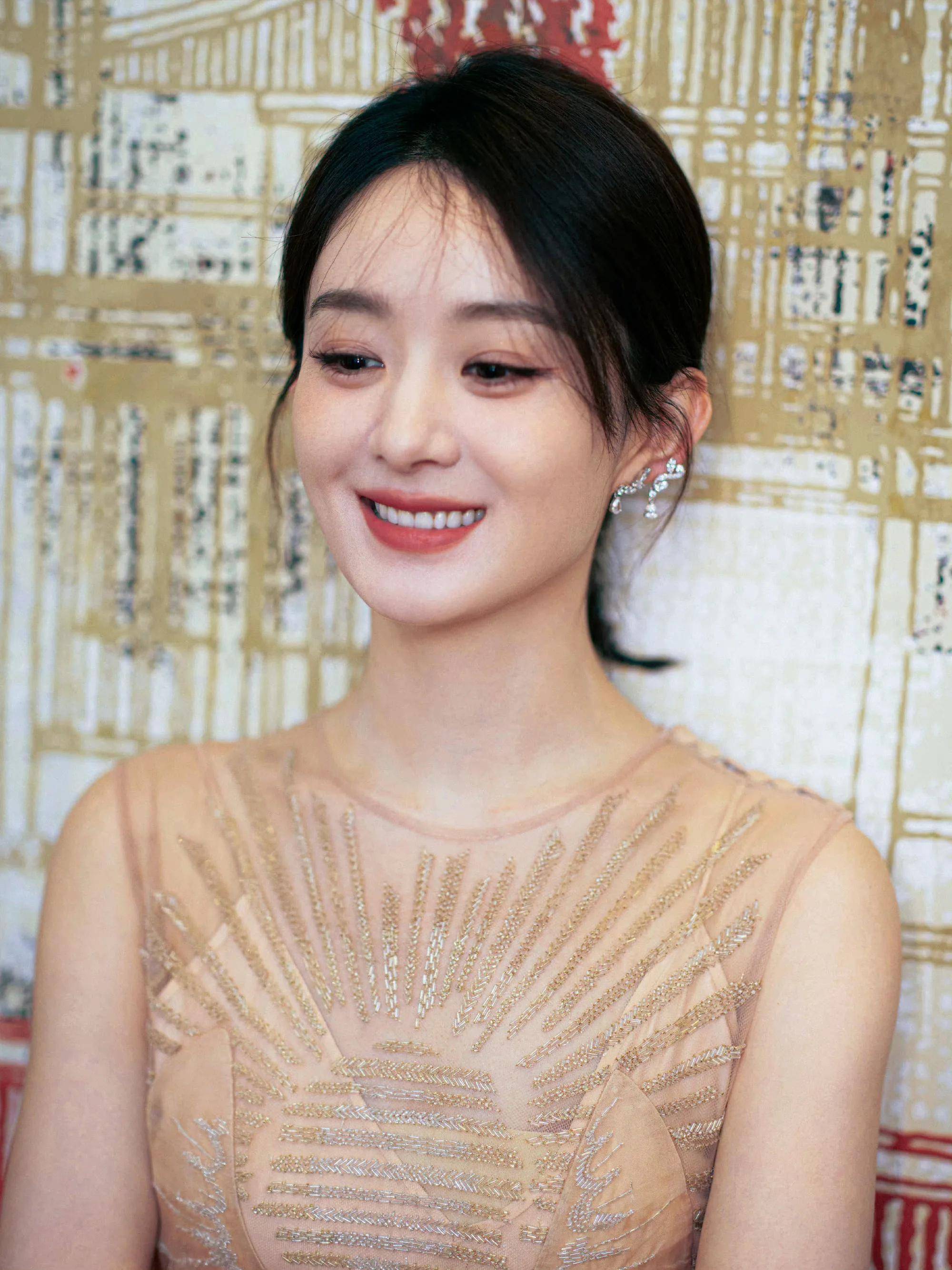 赵丽颖5月行程来了,颖宝要录综艺节目了不知道是哪个节目呢?