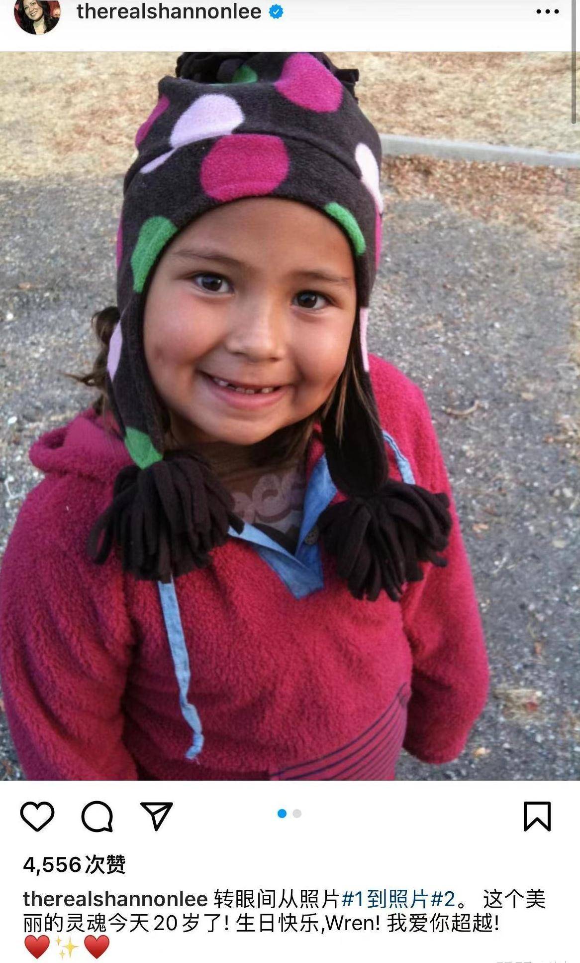 岁外孙女近照曝光,浓眉大眼真精致,眉眼几分似外公_李香凝_女儿_父亲