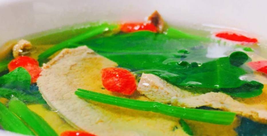 一顿饭:素鲍鱼 菠菜猪肝汤_做法_杏鲍菇_酱汁