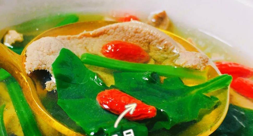 一顿饭:素鲍鱼 菠菜猪肝汤_做法_杏鲍菇_酱汁