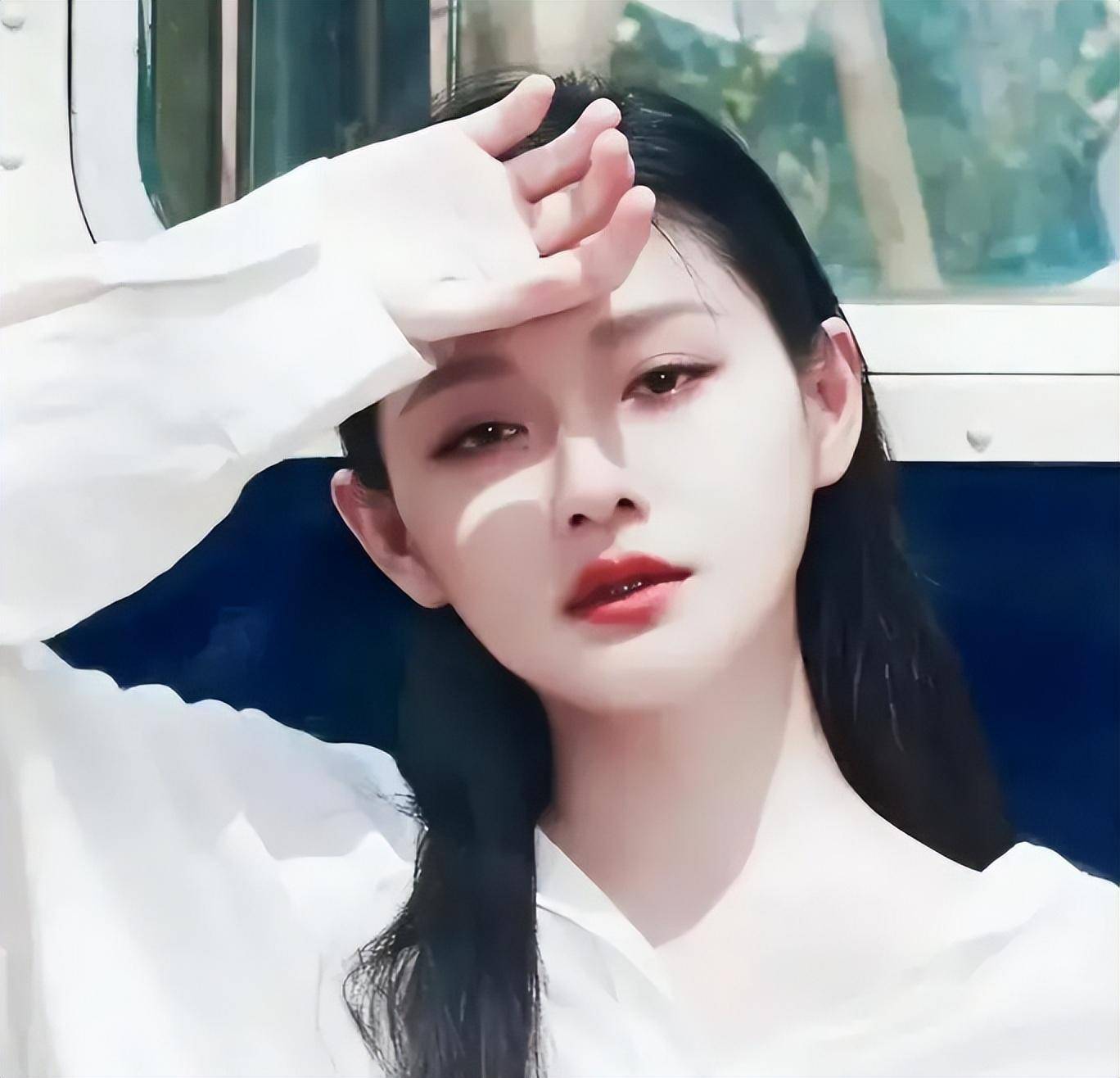 46岁大s短发写真照再上热搜:婚姻的鸡毛,从不缺席_汪小菲_工作_女人