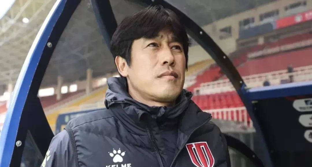 李金羽李瑋峰謝暉等國內教練應向成都蓉城主教練徐正源學習