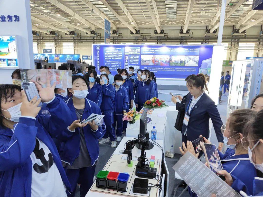 nxrobo&金东唐助力吉林省中工技师学院人才培养,展现校企合作新风采!