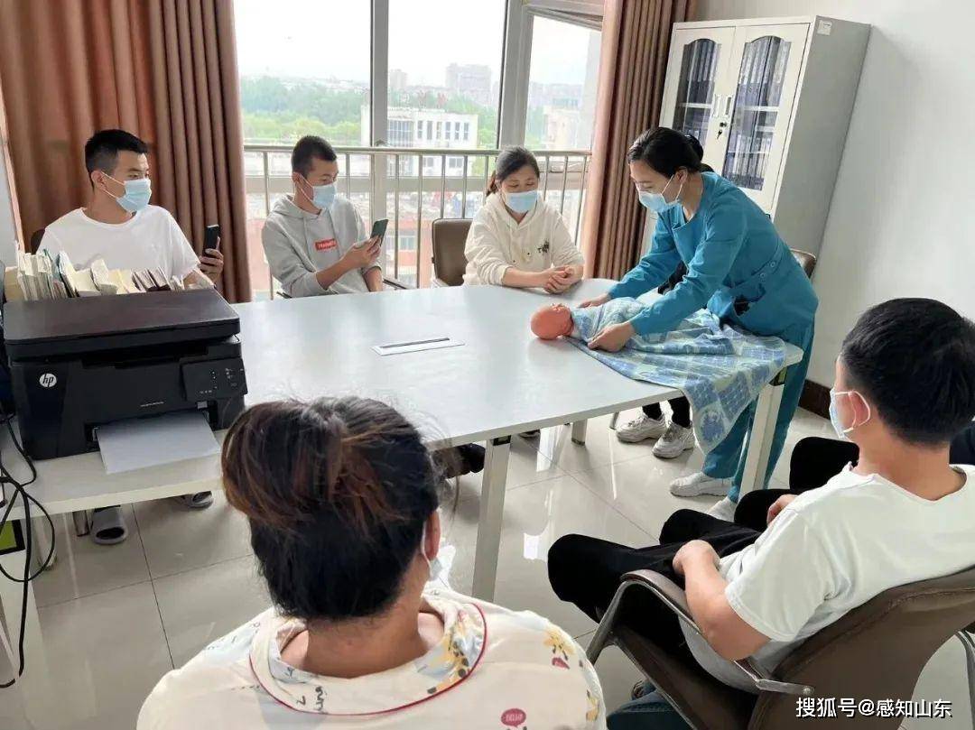 5国际助产士日丨德州市陵城区中医院产房开展"科学坐月子"专题讲座