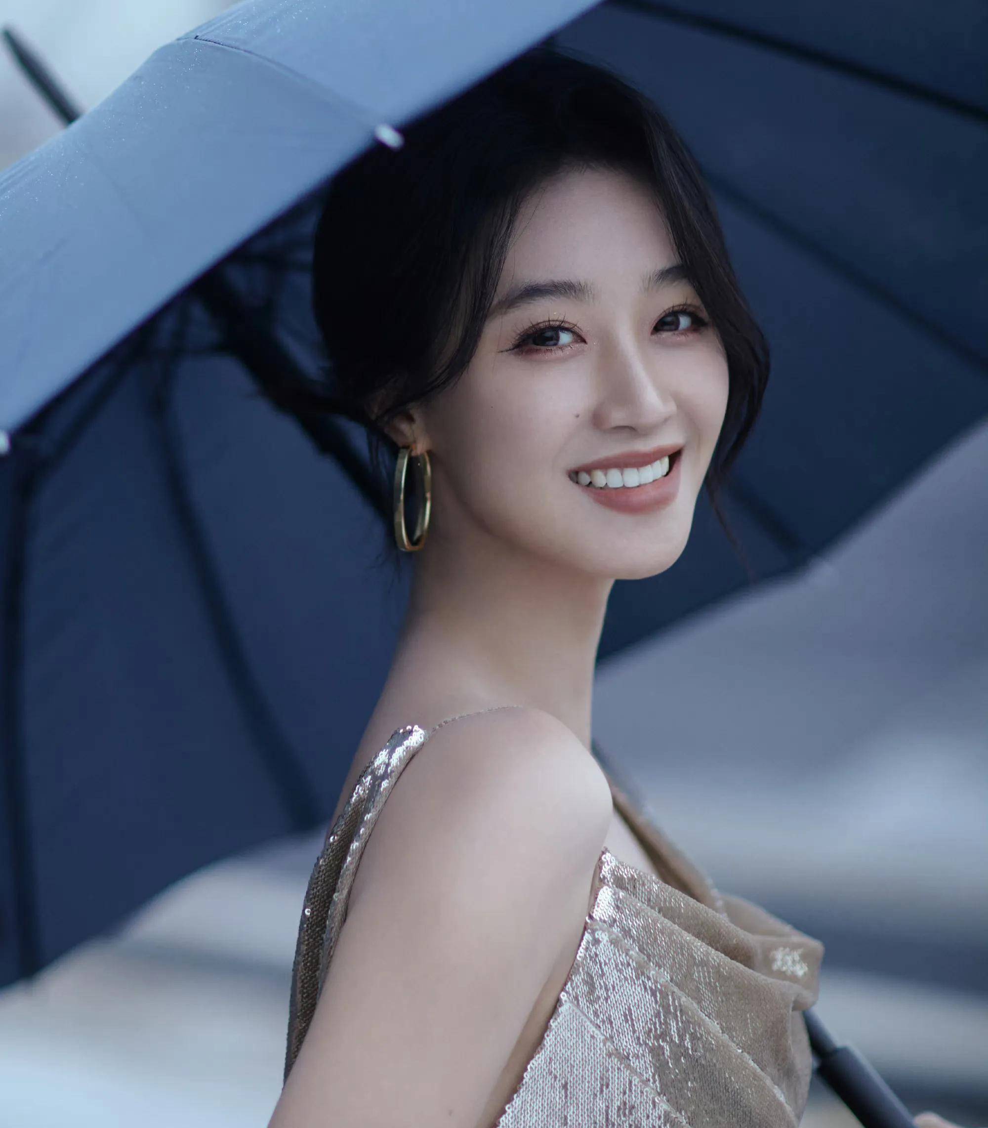 美人图集—蓝盈莹_长裙_身材_感觉