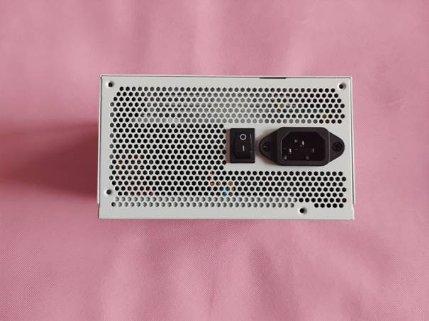 给你的远比想象的要多-安耐美GX1050DF白色自清洁ATX3.0电源评测