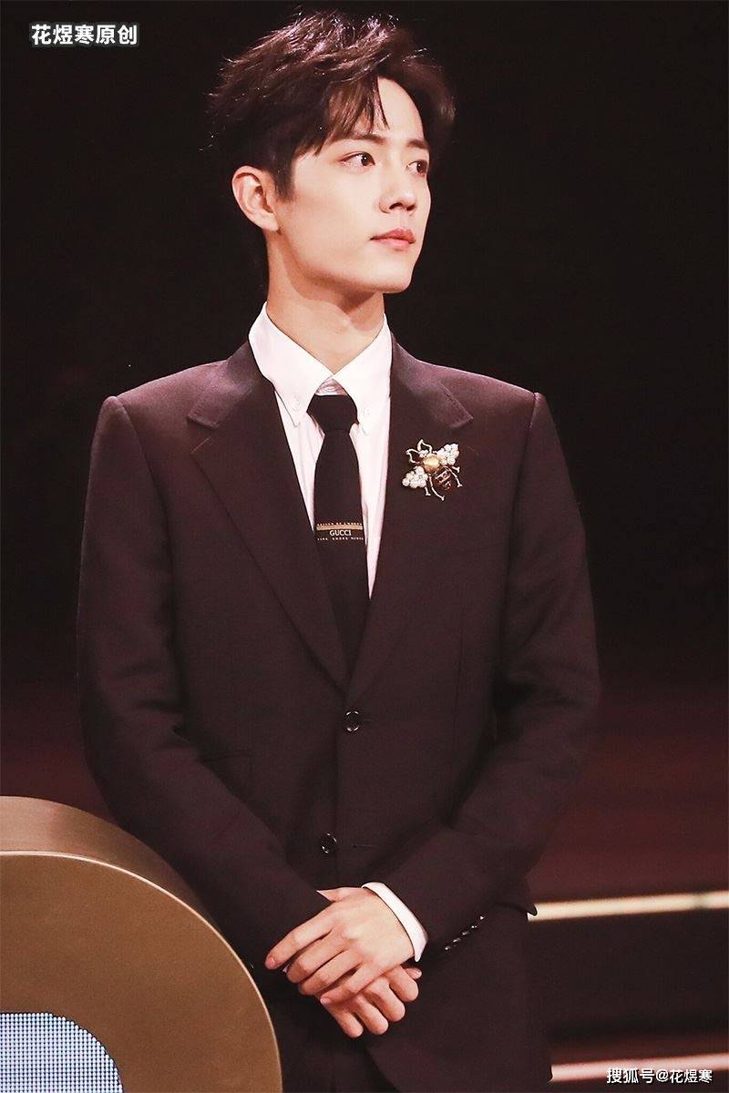 肖战牌面有多大,周星驰成龙是配角?