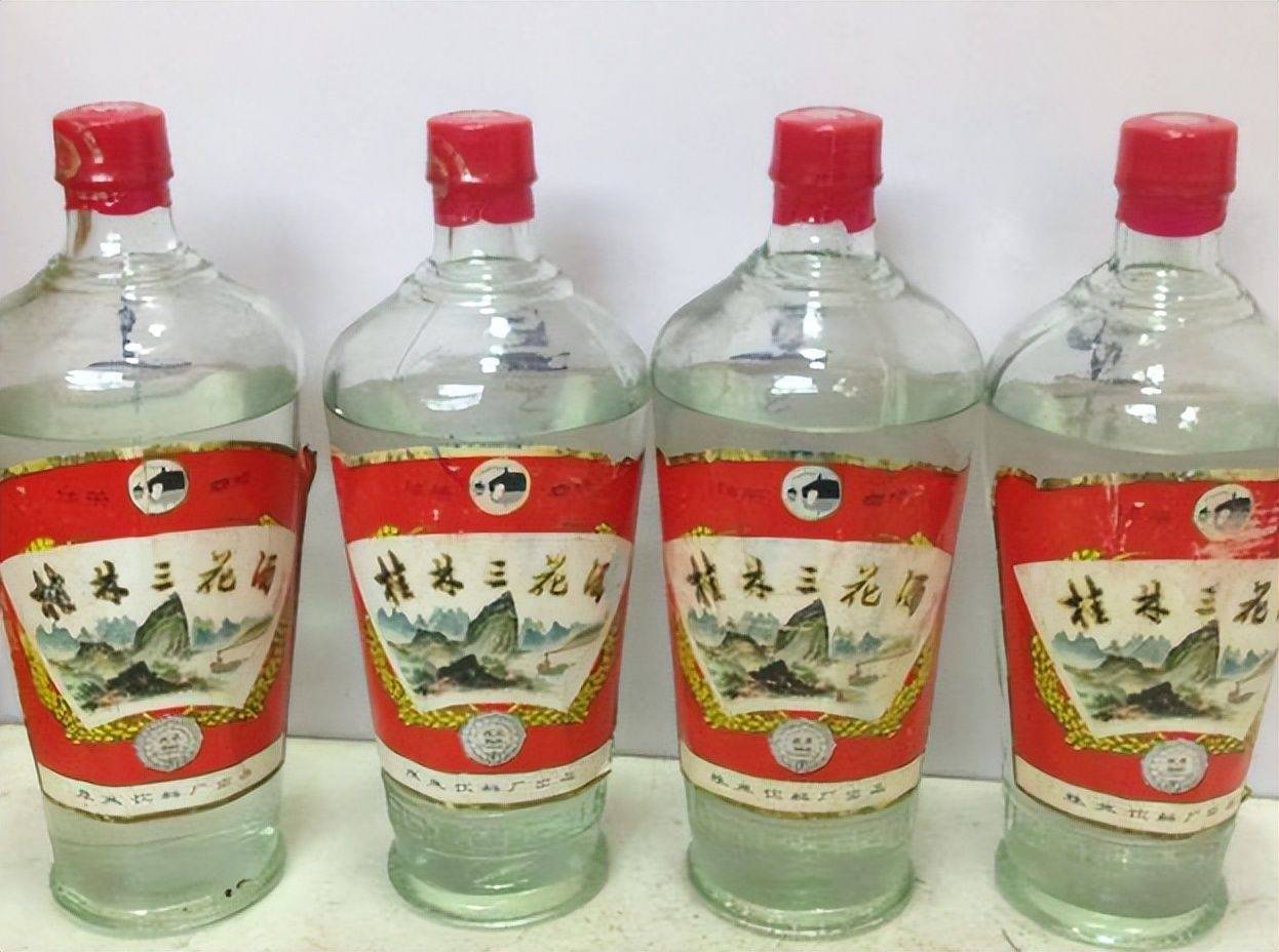 广西饮酒"奇观":桌上很少见桂林三花,反倒是这3款酒被受追捧_口感