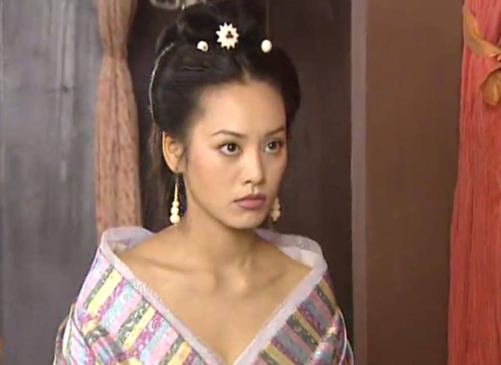 宁静19年前的古装剧,大胆演绎赵姬与吕不韦,嫪毐私情,够野够美_异人