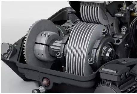 破局2023 | 史陶比尔:纺机人的巅峰未到