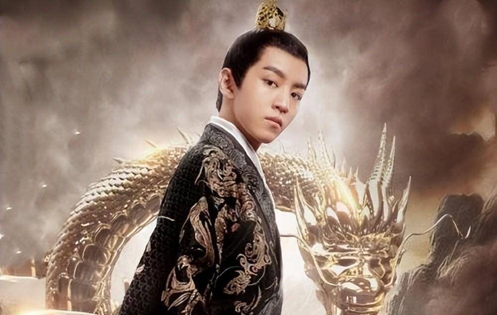 tfboys三小只单飞5年,有人被全网黑,有人登顶成一线_王俊凯_团体_易烊