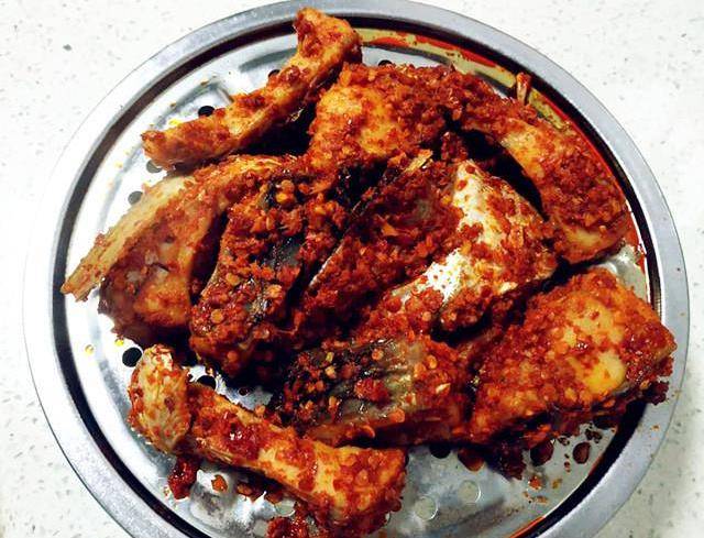 流传了900多年的宫廷美食,如今在这个地方依然存在_曲米鱼_祁阳_辣椒