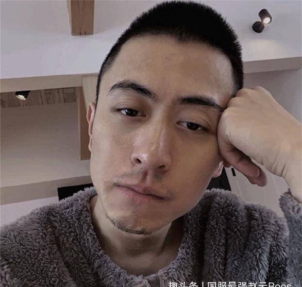 有种"邋遢"叫秦奋,胡渣唏嘘眼神迷茫,网友:失恋后的症状!