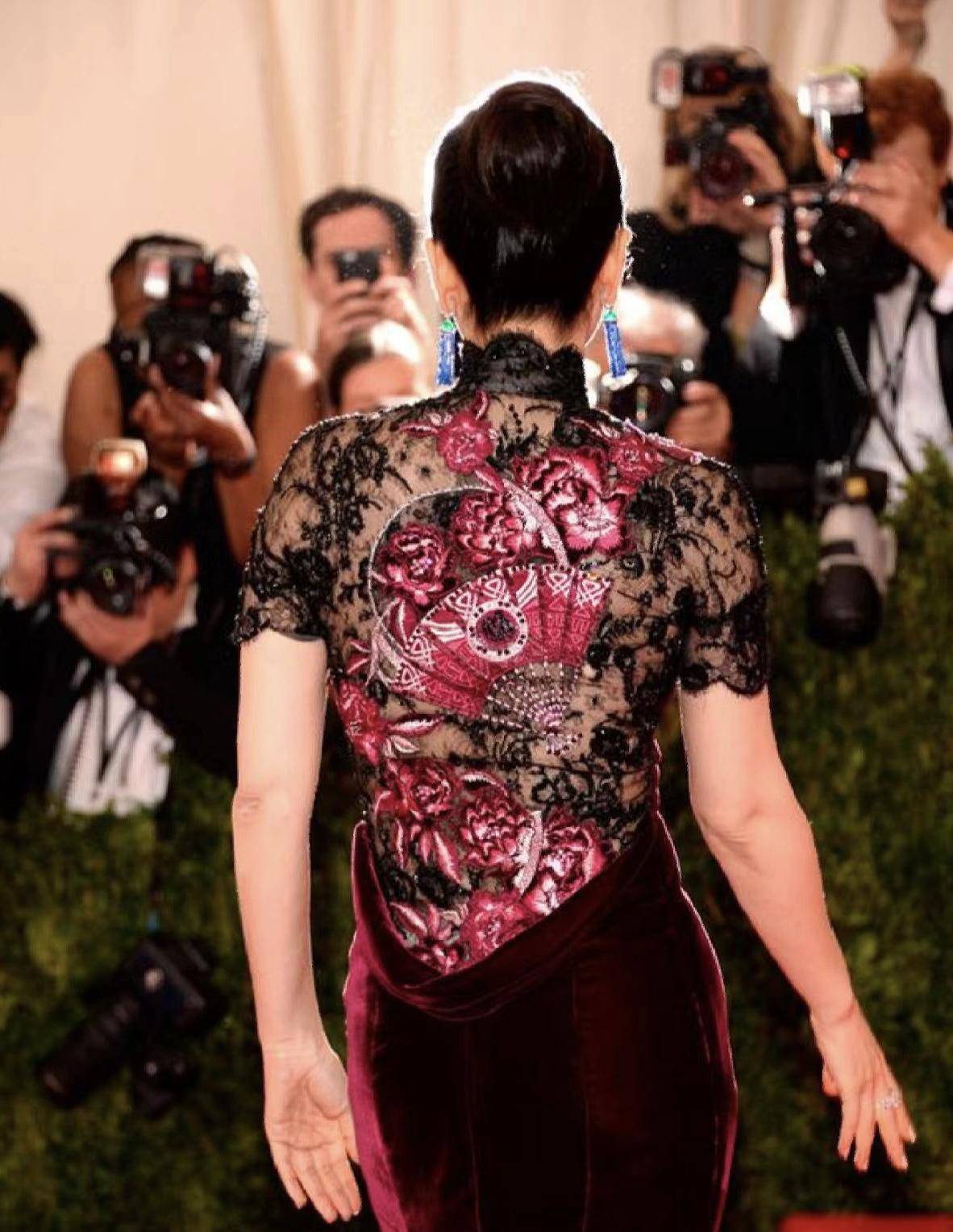 顶级女子盛宴全球娱乐圈女明星met gala争奇斗艳 最美竟是一位国外