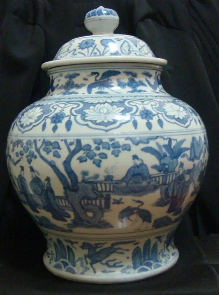 巴博馆藏精品|青花云龙纹将军罐_造型_时期_宝珠