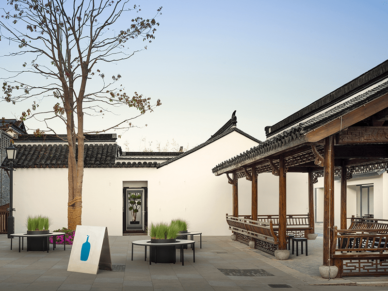 "话题制造机"蟠龙天地爆火,展示了未来商业的哪些可能性?