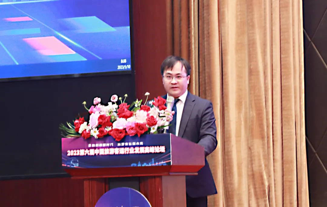 山东重工集团有限公司党委委员胡海华介绍,亚星作为国内唯一一家专注